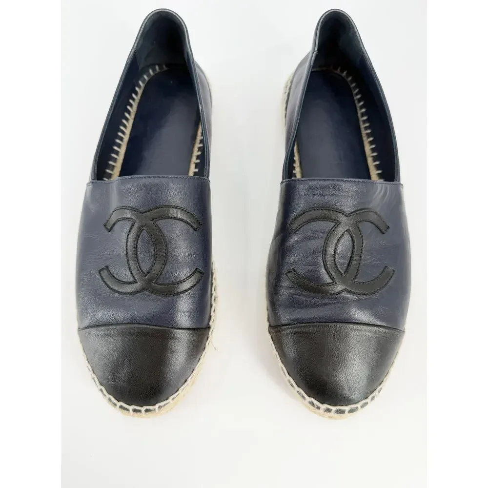Chanel Black Navy Lambskin Leather CC Logo Espadrilles Flat Shoe 40 Authentic
